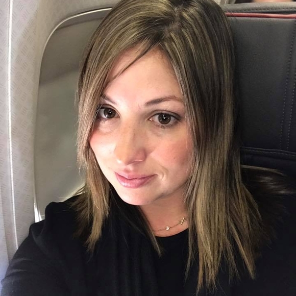 Meet your Posher, María elena - Picture 1 of 1